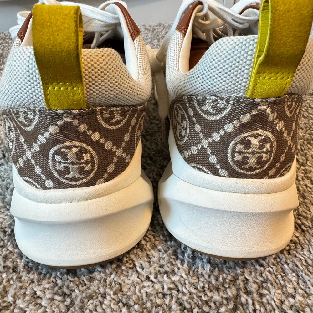 Tory Burch Good Luck Cream and Brown Sneakers with Chunky Silhouette - Picture 12 of 15